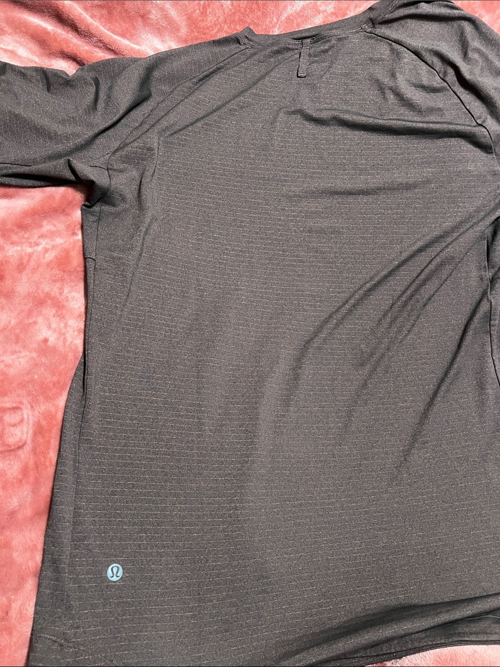 lululemon athletica Men’s Black Long-Sleeve Performance Tee